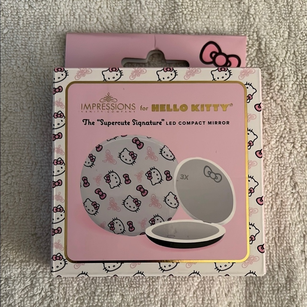 Impressions Hello Kitty LED Compact Mirror - Pink and White